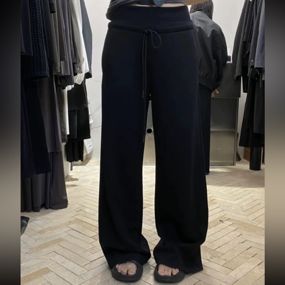 Woman sweatpants